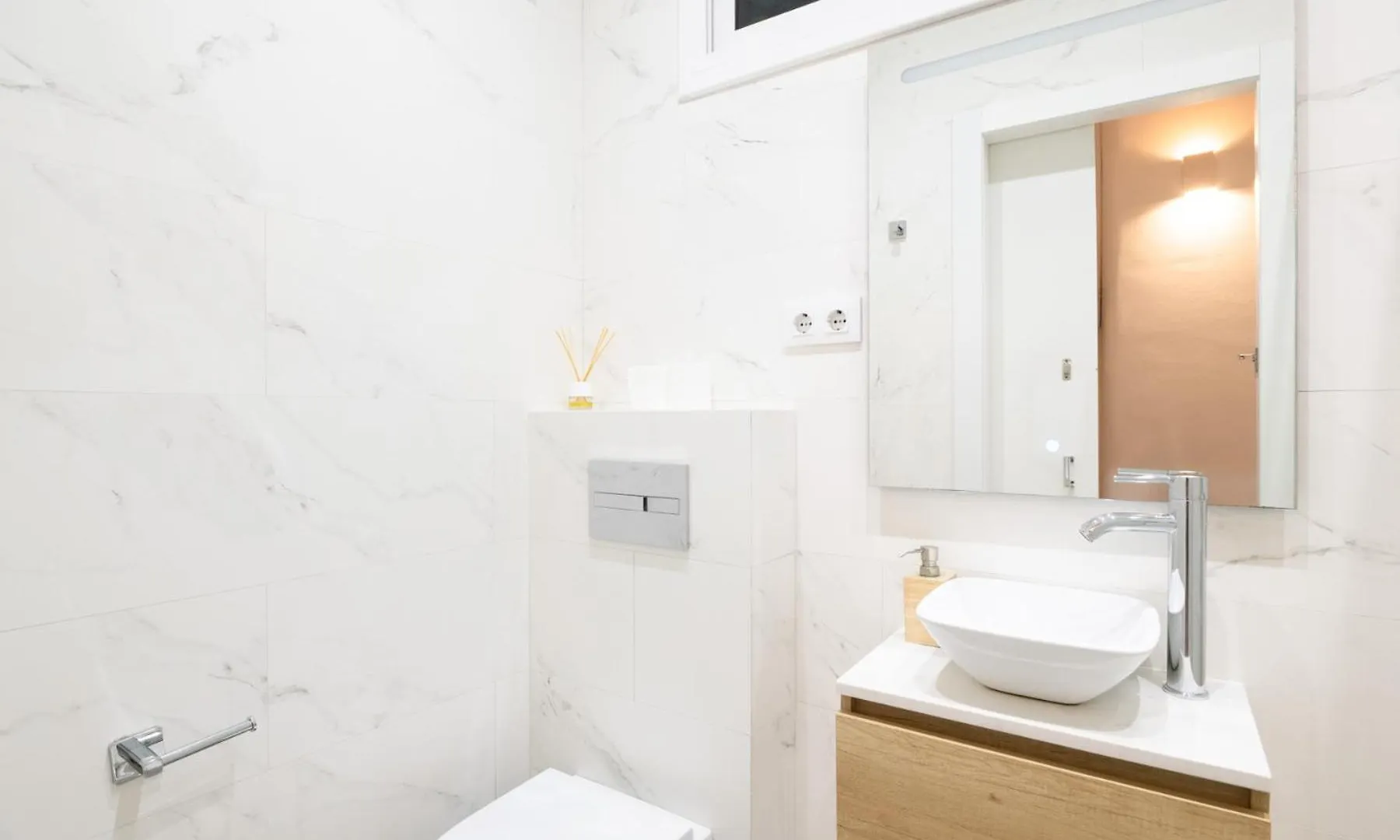 Sagrada Familia Comfy Apartment Barcelona Spain