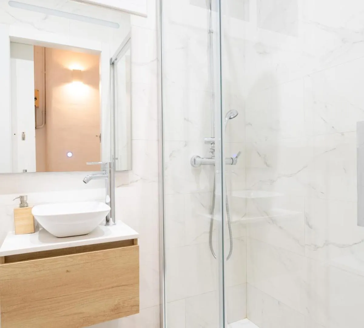 Sagrada Familia Comfy Apartment Barcelona 0*,  Spain