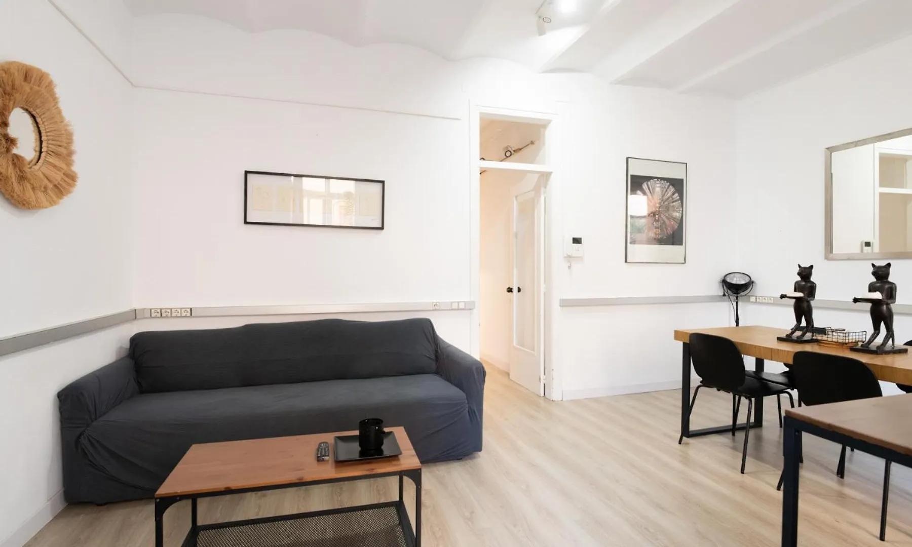 Sagrada Familia Comfy Apartment 巴塞罗那 0*,  西班牙